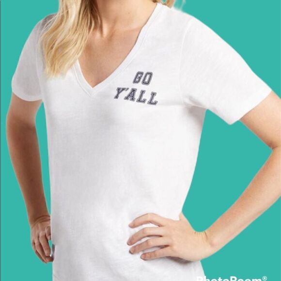 Draper James “Go yall” v neck tee - Picture 2 of 6